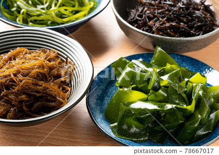 Assorted seaweed 78667017