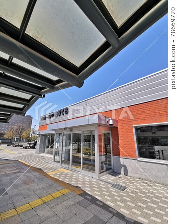 Obihiro Station Bus Terminal "Obikuru" (Obihiro City, Hokkaido) 78669720