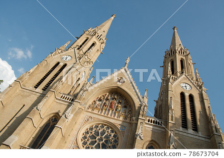 Church Church 78673704