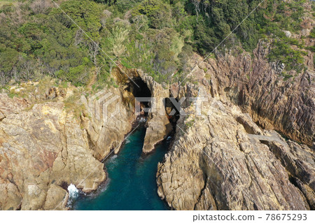 Toruma Domon, Tosashimizu City, Kochi Prefecture Toruma Domon, Tosashimizu City, Kochi Prefecture 78675293