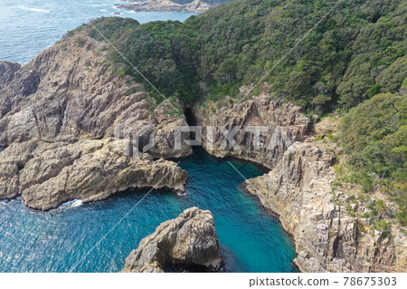 Toruma Domon, Tosashimizu City, Kochi Prefecture Toruma Domon, Tosashimizu City, Kochi Prefecture 78675303