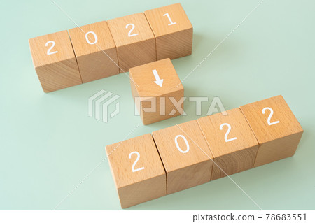 2021 至 2022 | 寫有“2021 2022”的積木 2021 至 2022 | 寫有“2021 2022”的積木 78683551
