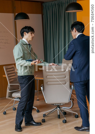 出差購買辦公家具 78684560