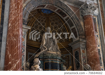 Majestic St. Peter's Basilica Majestic St. Peter's Basilica 78684682