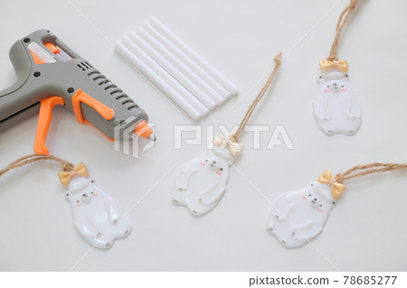 Polar bear ornament made with glue gun Polar bear ornament made with glue gun 78685277