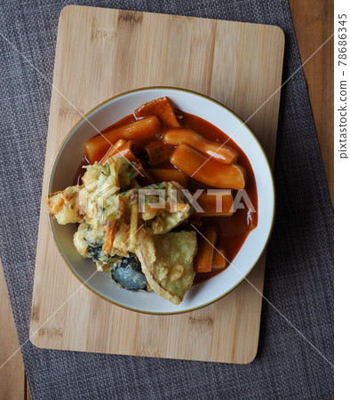 Korean food Tteokbokki and fried food Korean food Tteokbokki and fried food 78686345