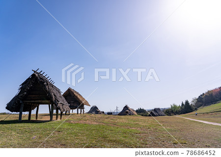 Yayoinomuraankoku warehouse at Mukibanda Yayoi site in Tottori prefecture Yayoinomuraankoku warehouse at Mukibanda Yayoi site in Tottori prefecture 78686452