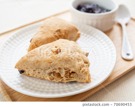 Nuts and berries scones 78690453