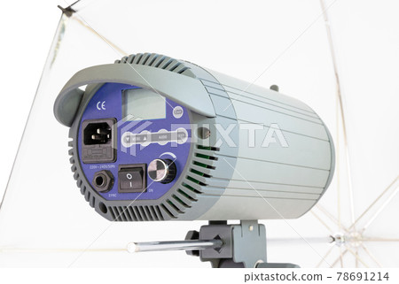 Studio light on stand isolated Studio light on stand isolated 78691214