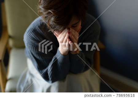 Female portrait 78693618