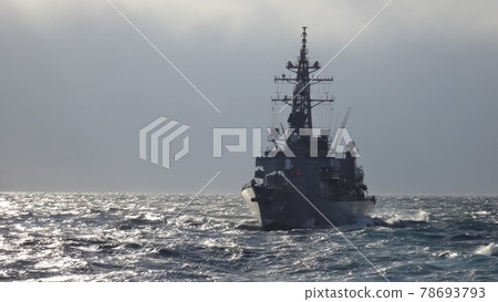 航行中的護航艦 航行中的護航艦 78693793