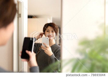 女性肖像 78693844