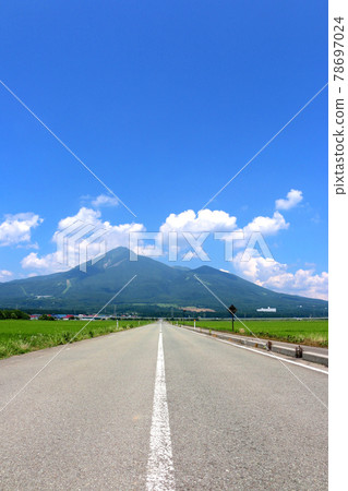 直道和萬代山(福島縣豬苗代町) 直道和萬代山(福島縣豬苗代町) 78697024