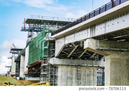 Bridge construction Infrastructure construction 78706113