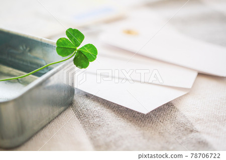 Happy four-leaf clover image material Happy four-leaf clover image material 78706722