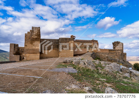 Alcazaba de Reina, Moorish fortress over village of Reina, Badajoz, Spain 78707776