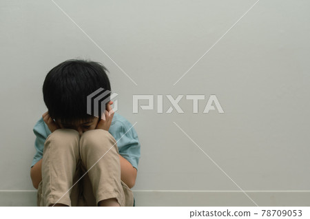 A lonely boy A lonely boy 78709053