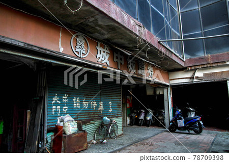 廢墟大樓 廢墟大樓 78709398