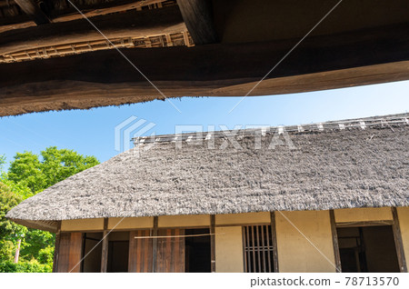 一個老私有房子的屋頂 78713570