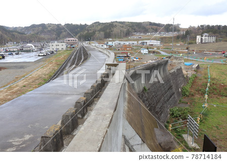 Super embankment breakwater in Taro district, Miyako city (Taro tourist hotel, roadside station direction) Super embankment breakwater in Taro district, Miyako city (Taro tourist hotel, roadside station direction) 78714184