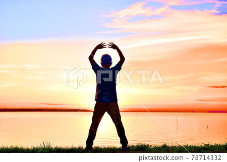 Exercise in the sun! Exercise in the sun! 78714332