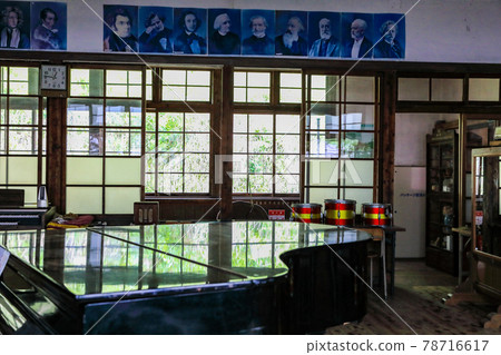 Early summer landscape 78716617