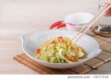 Sakura Shrimp Cabbage Vegetables Shrimp Stir fried shrimp cabbage キャベツ 78717538