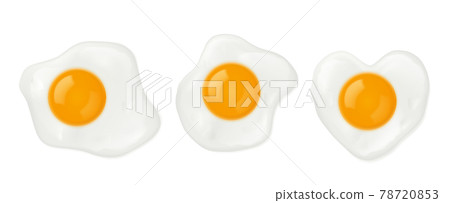 Fried eggs in heart shape top view 78720853