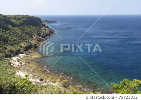 View from Kobaru Coast Viewing Platform in Tokunoshima, Kagoshima Prefecture View from Kobaru Coast Viewing Platform in Tokunoshima, Kagoshima Prefecture 78723012