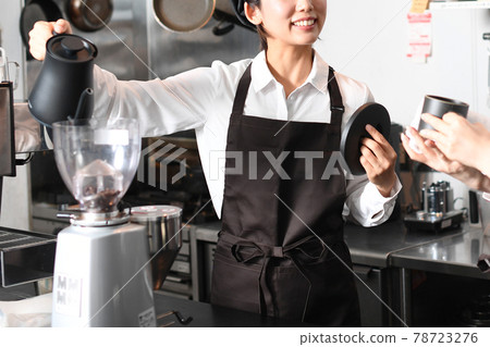 Women in aprons working at restaurants Women in aprons working at restaurants 78723276