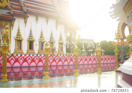 design elements of ancient Buddhist temple in the rays of sunset 78728851