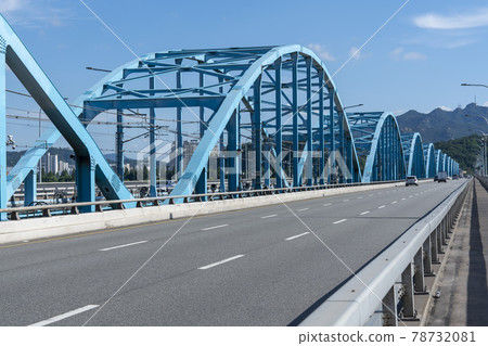 Operation Bridge 78732081