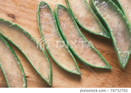 Close-up Fresh Aloe vera sliced on a chopping board Close-up Fresh Aloe vera sliced on a chopping board 78732702