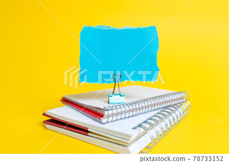 Colorful Idea Presentation, Displaying Fresh Thoughts, Sending Message, Labelling Material, Identification Label Display, Writing Stuff, Office Collections Notes Pencil Colorful Idea Presentation, Displaying Fresh Thoughts, Sending Message, Labelling Material, Identification Label Display, Writing Stuff, Office Collections Notes Pencil 78733152