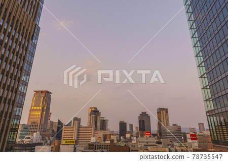 Overlooking from the 9th floor of the Grand Front North Building [Osaka cityscape] 78735547