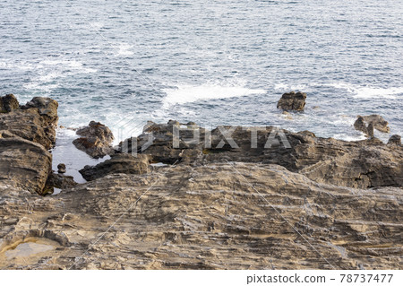 The sea of Jogashima in Kanagawa Prefecture The sea of Jogashima in Kanagawa Prefecture 78737477
