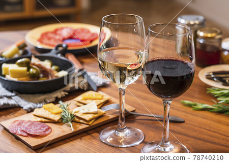 Wine wine glass wine and food 78740210