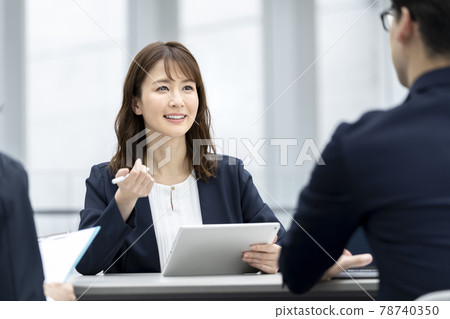 Smile business woman meeting image 78740350