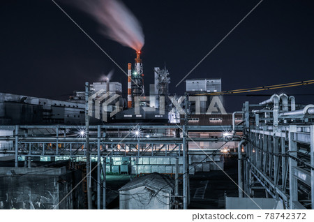 Glittering factory night view Glittering factory night view 78742372