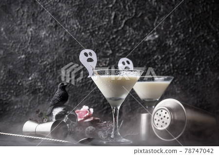 Halloween drink Liquid ghost. Coconut cocktail 78747042