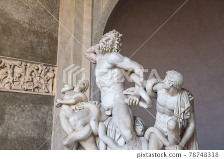 Vatican treasures 78748318