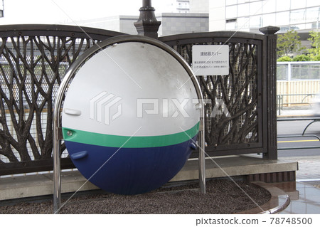 Tohoku / Joetsu Shinkansen 200 series coupler cover (Tabata, Kita-ku, Tokyo) Tohoku / Joetsu Shinkansen 200 series coupler cover (Tabata, Kita-ku, Tokyo) 78748500