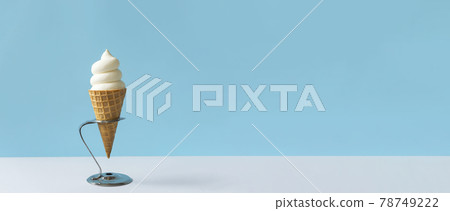 Soft cream  78749222