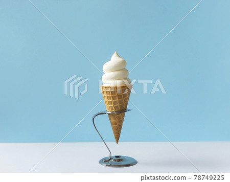 Soft cream  78749225