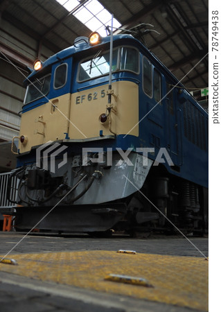 EF62 type electric locomotive sleeping in the locomotive EF62 type electric locomotive sleeping in the locomotive 78749438