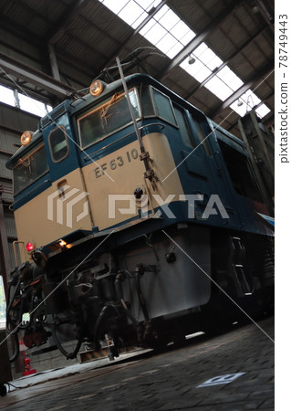 EF63 type electric locomotive sleeping in the locomotive EF63 type electric locomotive sleeping in the locomotive 78749443