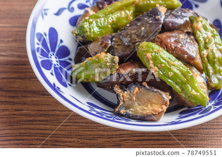 Stir-fried eggplant and tang with miso Stir-fried eggplant and tang with miso 78749551