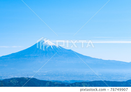 Mt. Fuji seen from the summit of Mt. Hamaishi 78749907