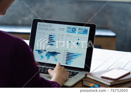 Women working online 78752693