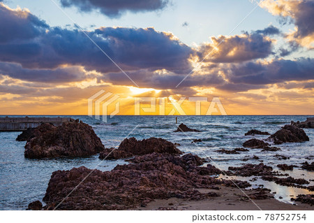 Superb view of the Sea of Japan at dusk, Seaside Park Juniko Superb view of the Sea of Japan at dusk, Seaside Park Juniko 78752754